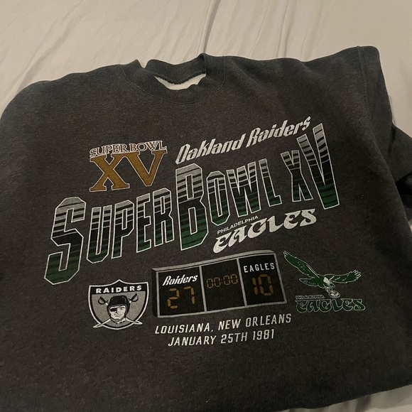 Abercrombie & Fitch Tops - Abercrombie & Fitch Gray Super Bowl XV Sweatshirt